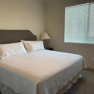 Gia New Modern 1 Bedroom With Swimming Pool & Gym At Grayson Place Apartment